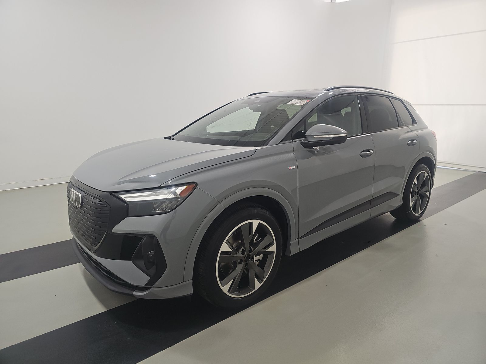 2024 Audi Q4 e-tron Premium 55