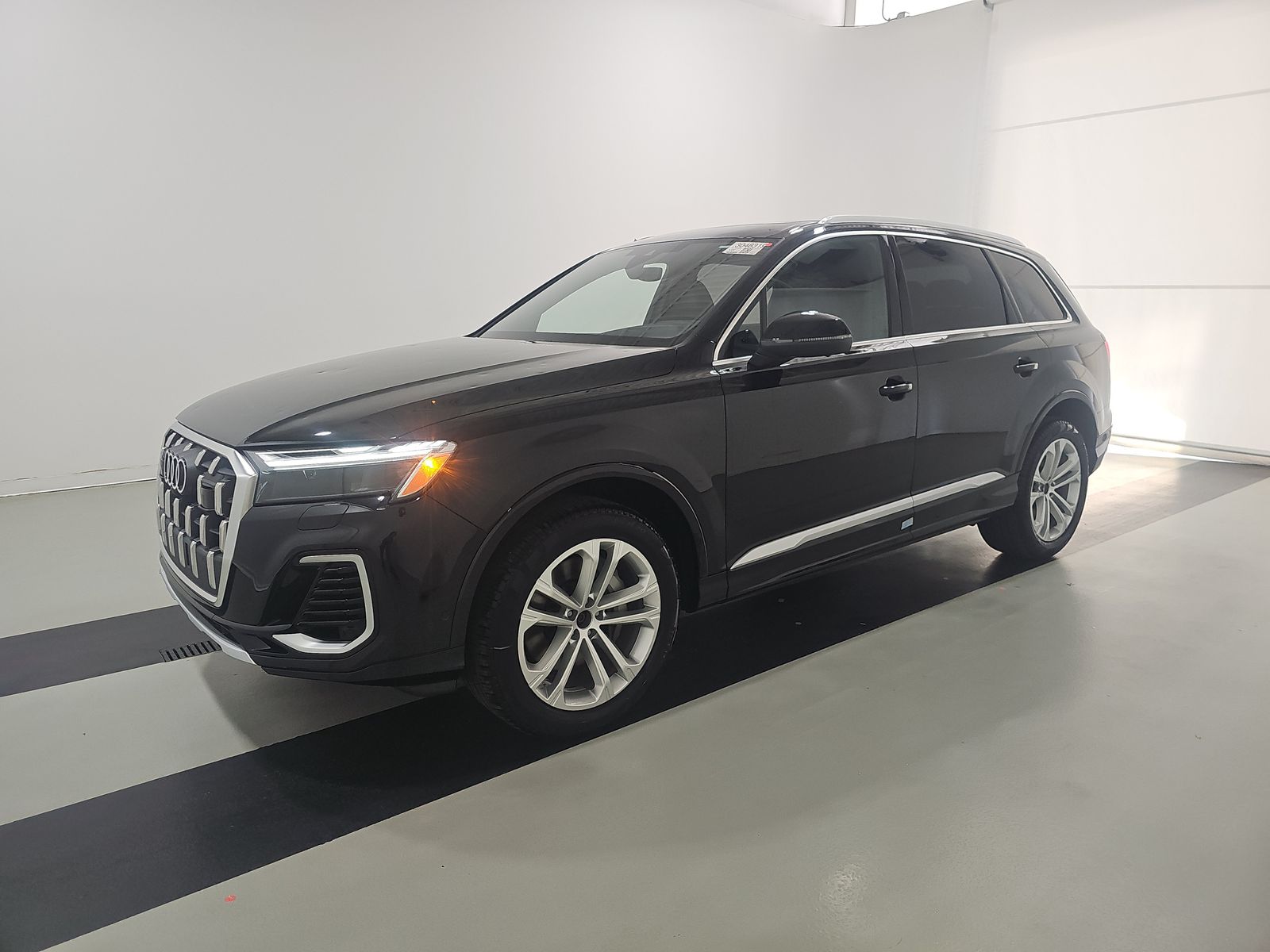 2025 Audi Q7 Premium Plus 55 TFSI