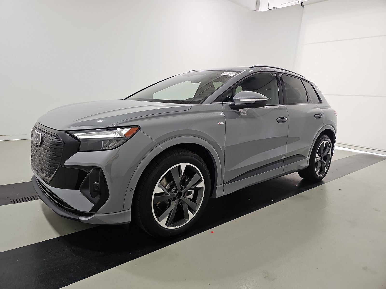 2024 Audi Q4 e-tron Premium Plus 55