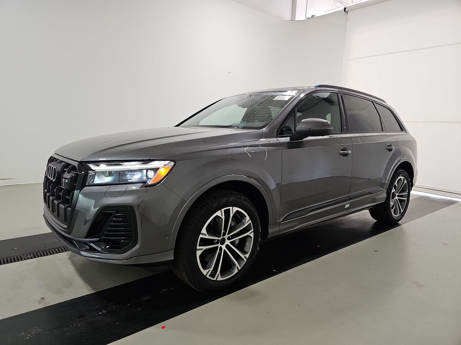 2025 Audi Q7 Premium Plus 45 TFSI
