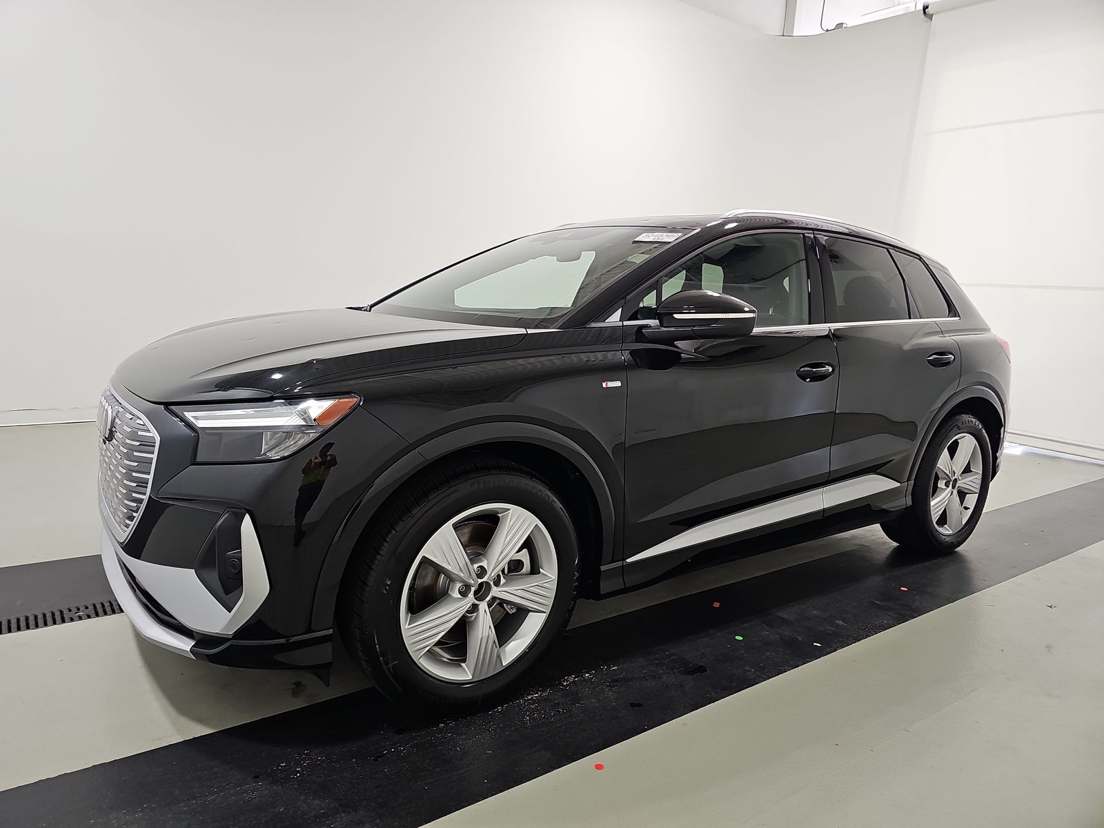 2024 Audi Q4 e-tron Premium 55