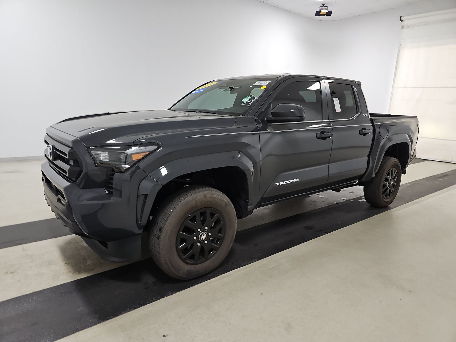 2024 Toyota Tacoma SR5 Crew Cab Short Bed