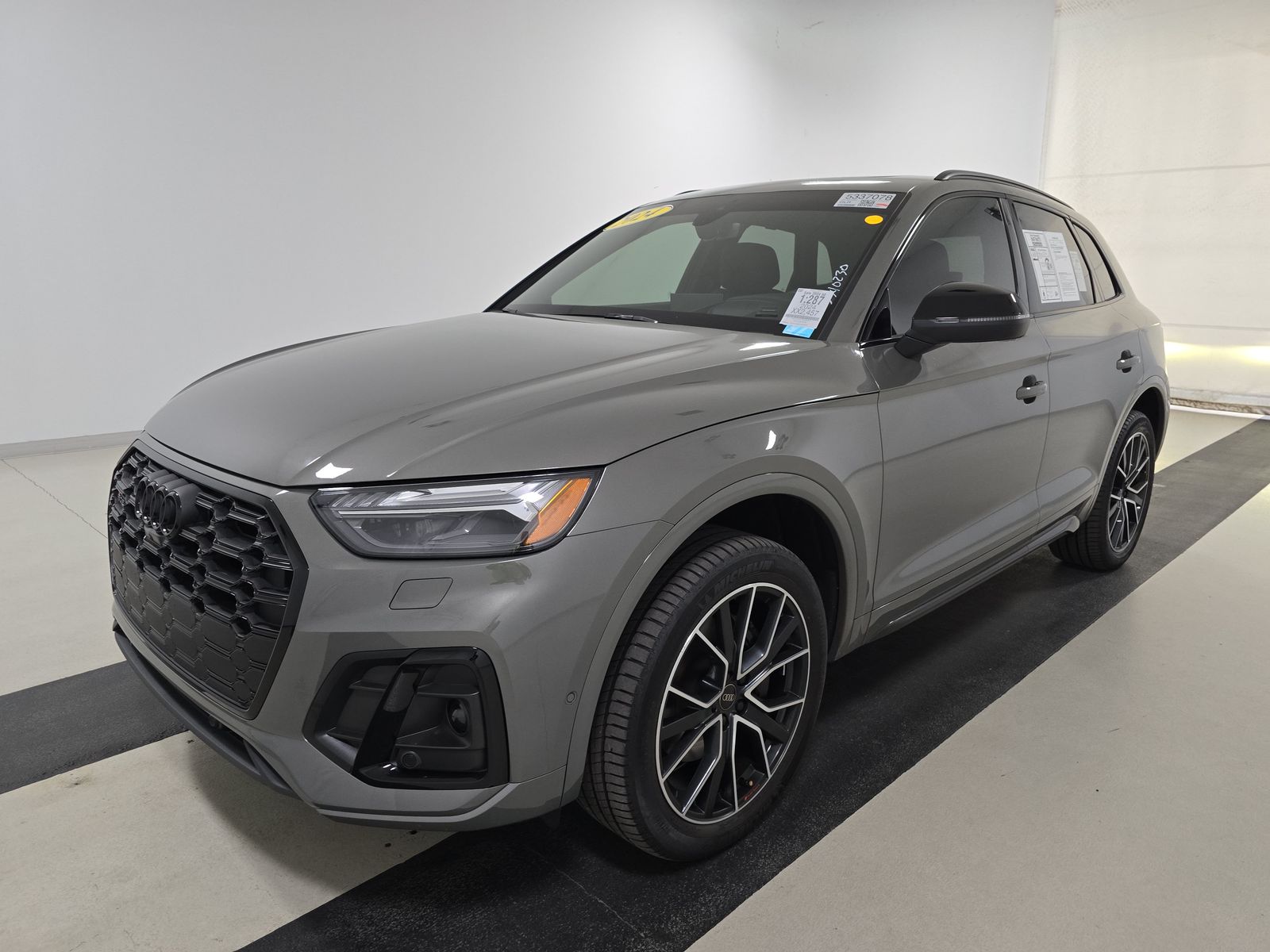 2024 Audi SQ5 Prestige