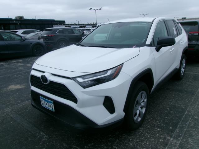 2024 Toyota RAV4 LE