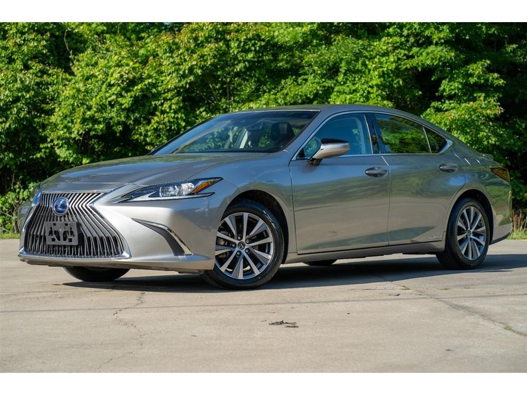 2020 Lexus ES 300h