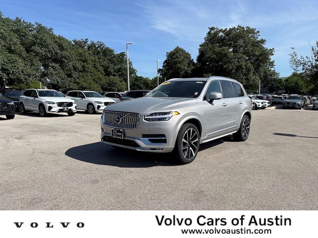 2024 Volvo XC90 B6 Plus Bright Theme 7-Passenger