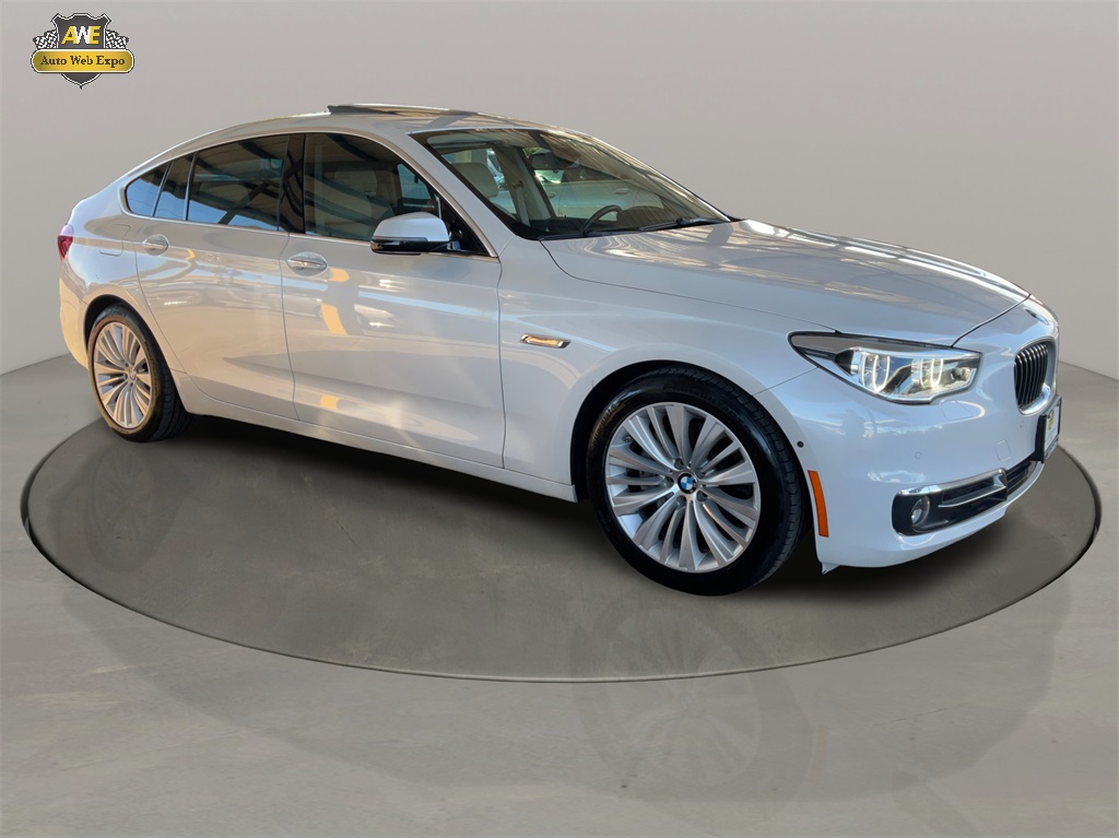 2015 BMW 5 Series Gran Turismo 535i xDrive Hatchback LUXURY LINE