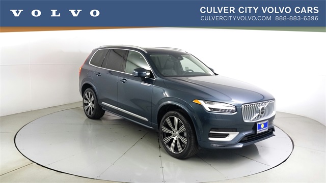2024 Volvo XC90 B6 Ultimate Bright Theme 7-Passenger