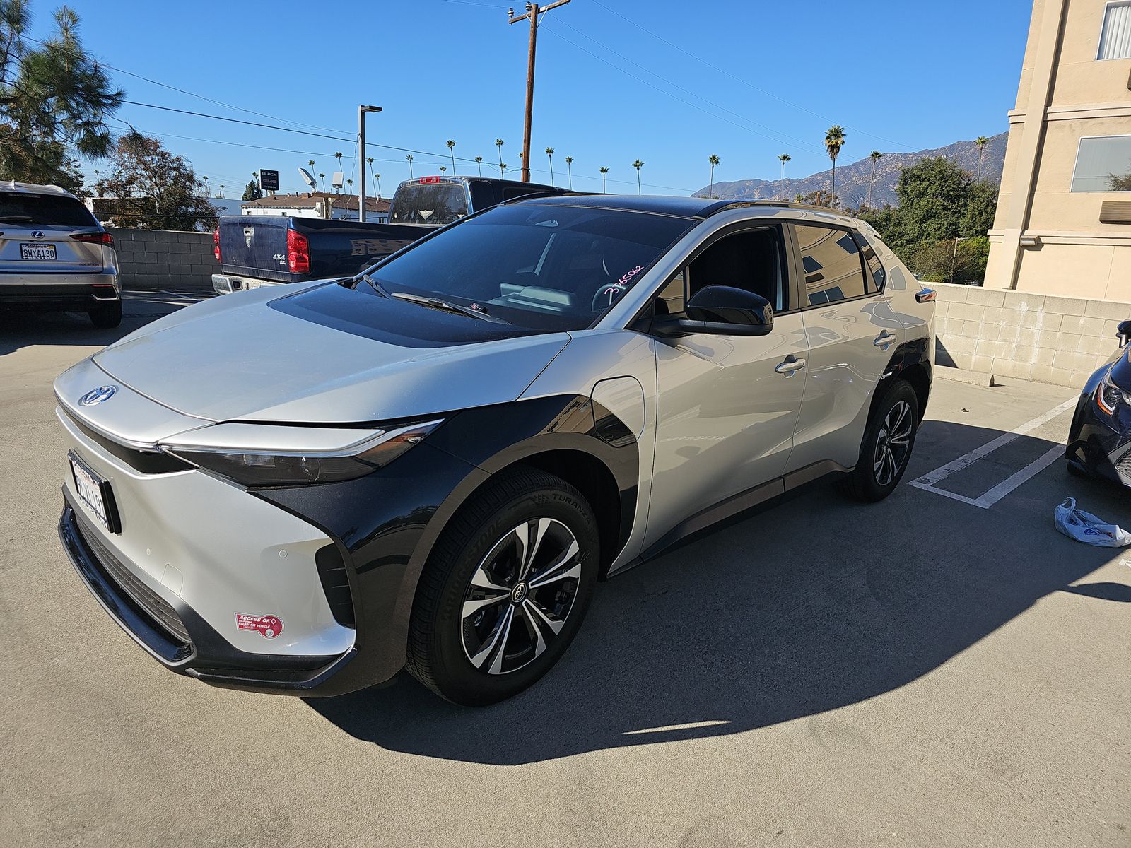 2024 Toyota bZ4X XLE