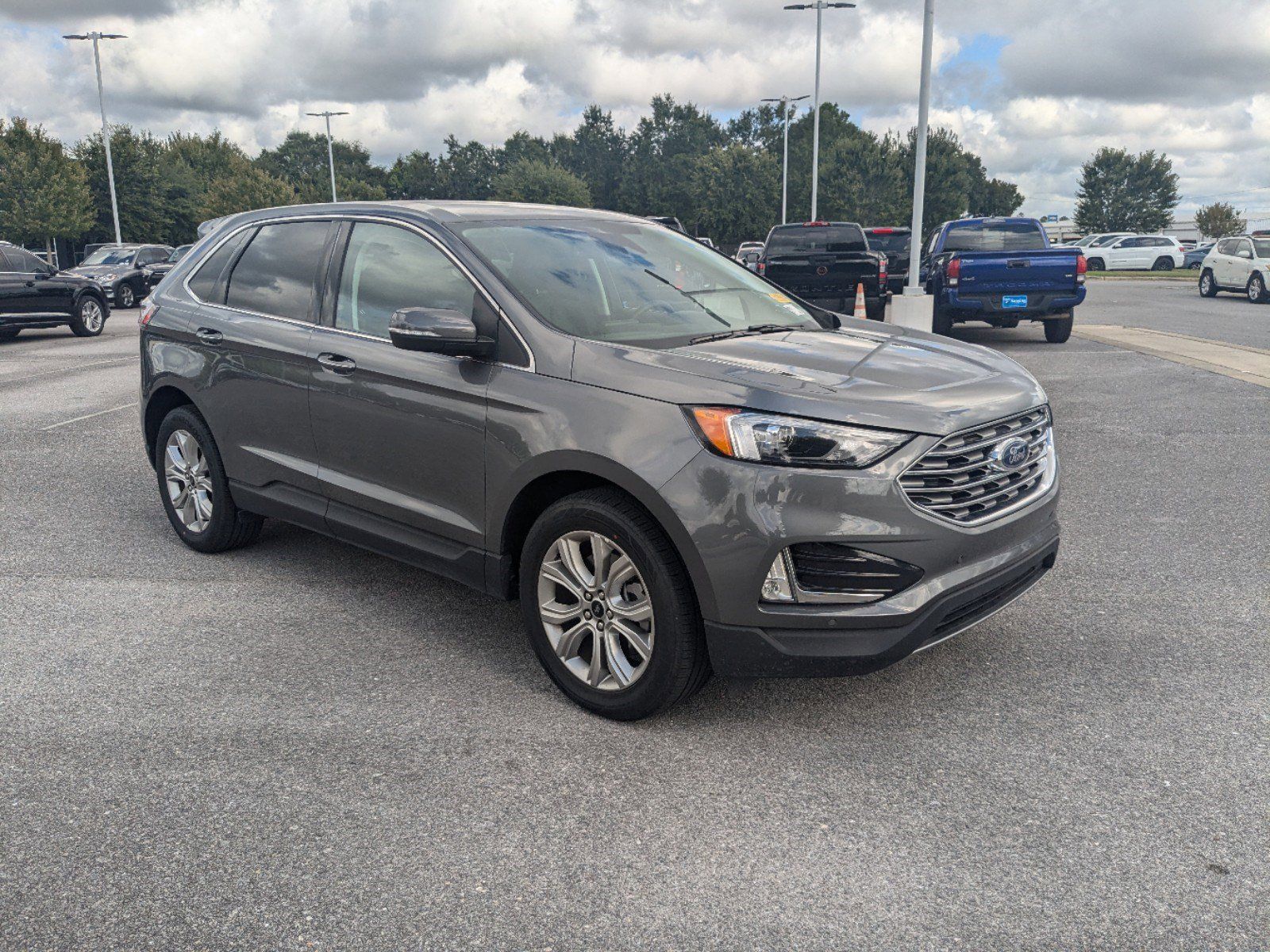 2024 Ford Edge Titanium
