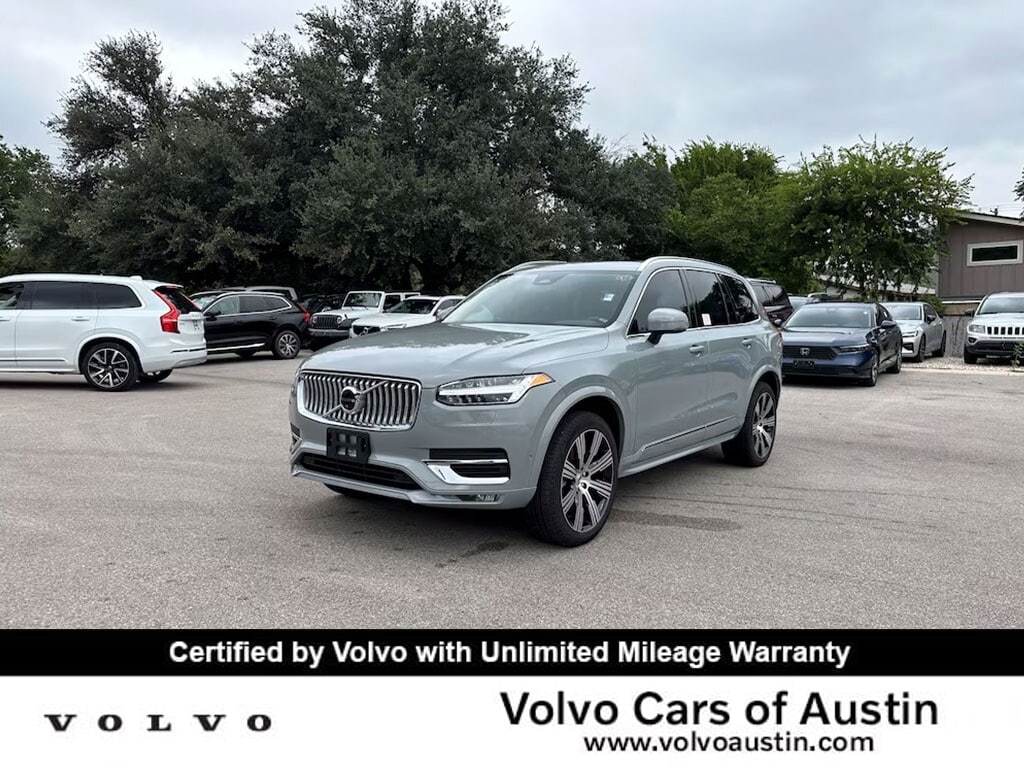 2024 Volvo XC90 B6 Plus Bright Theme 6-Passenger