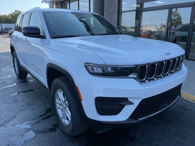 2024 Jeep Grand Cherokee Laredo