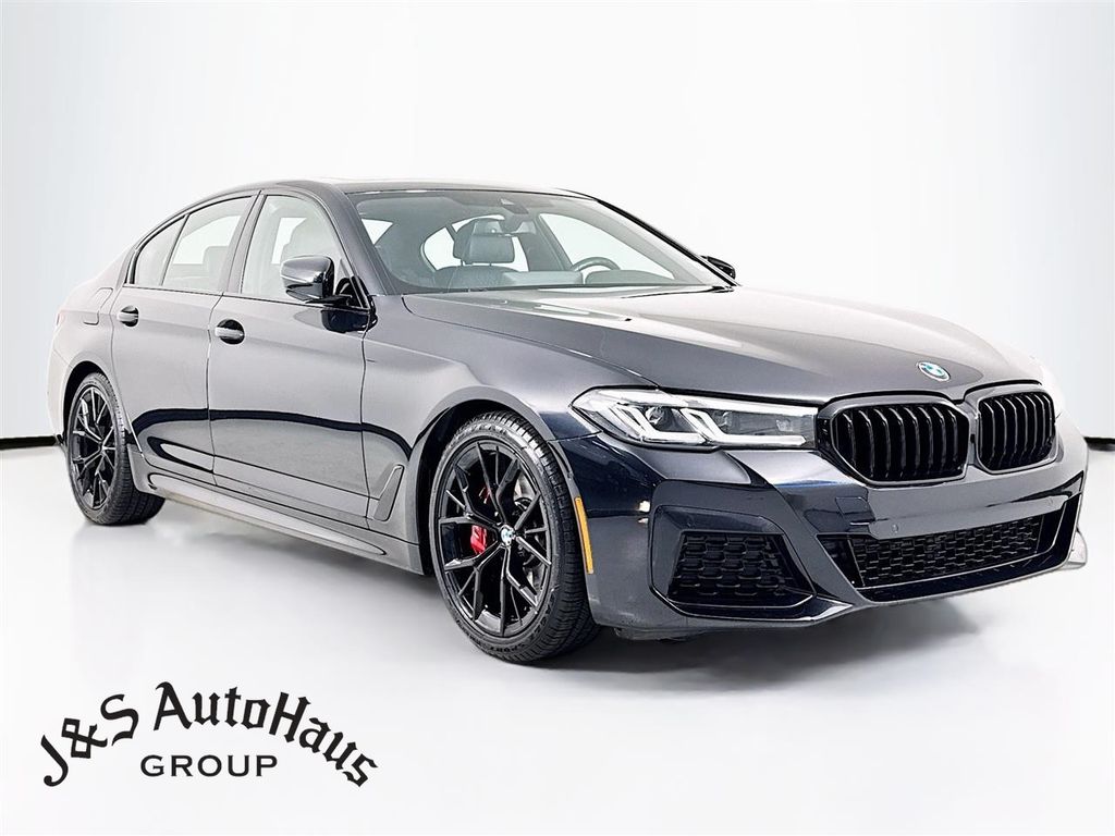 2022 BMW 5 Series Sedan 530i xDrive M SPORT LINE