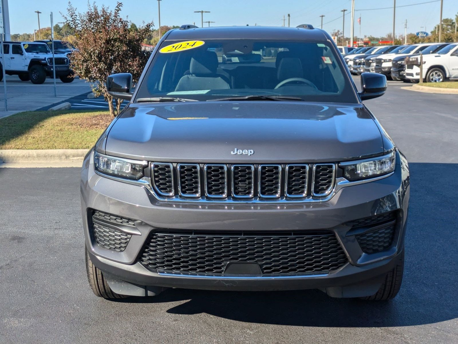 2024 Jeep Grand Cherokee Laredo X