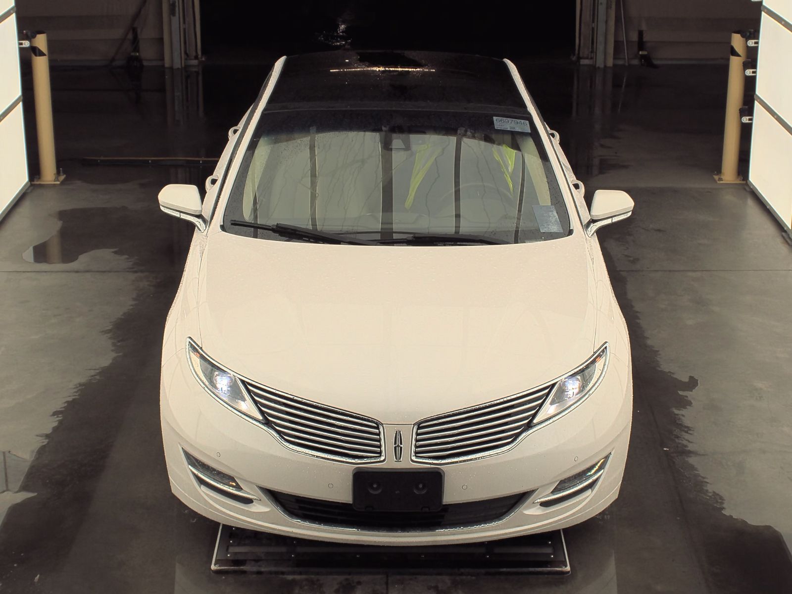 2016 Lincoln MKZ Base FWD