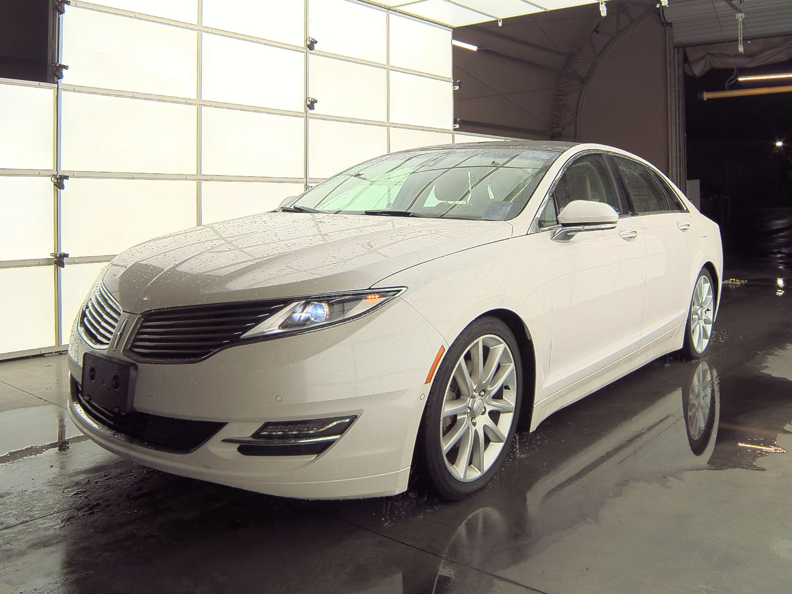 2016 Lincoln MKZ Base FWD