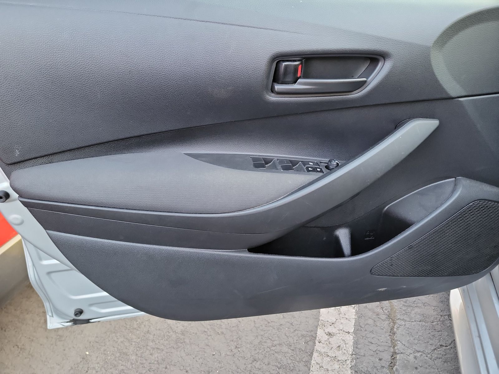 2022 Toyota Corolla LE FWD