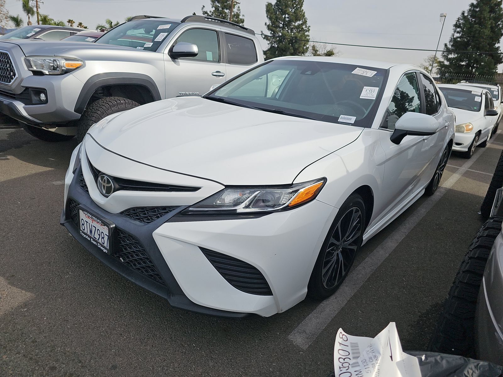 2020 Toyota Camry SE FWD