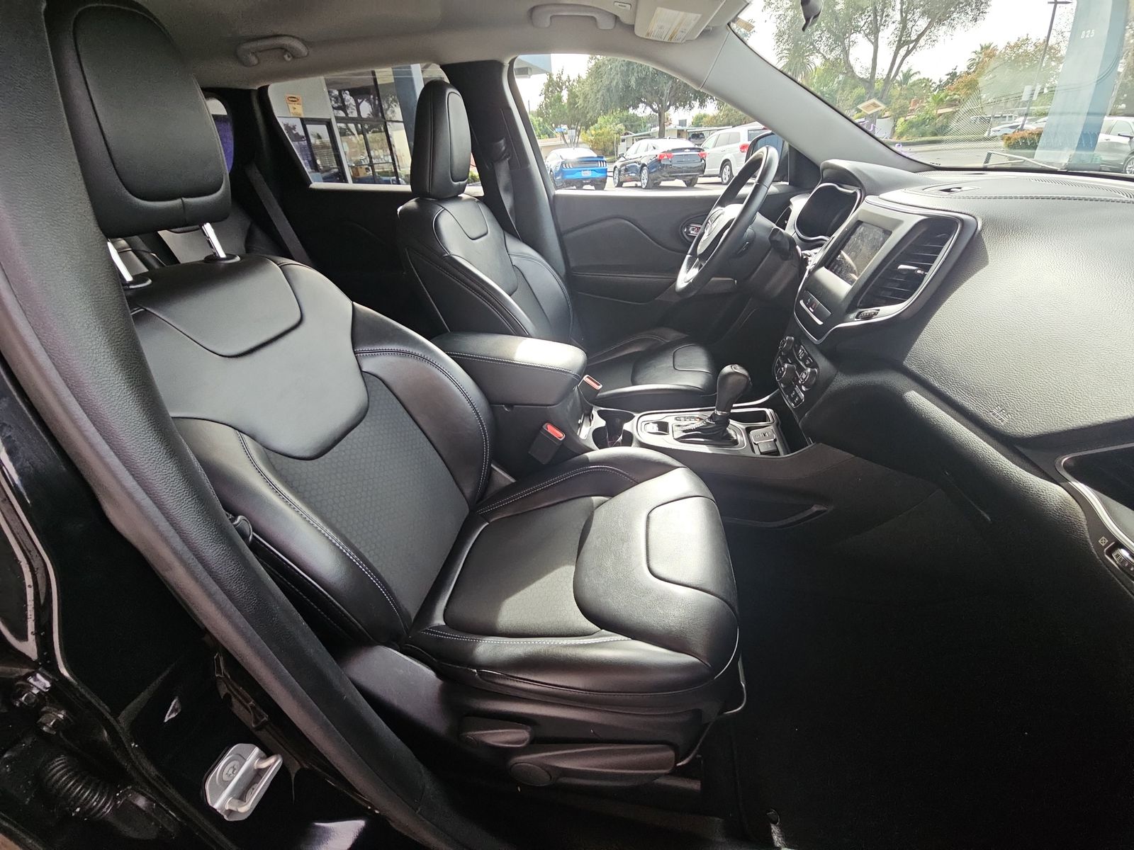 2019 Jeep Cherokee Latitude Plus FWD