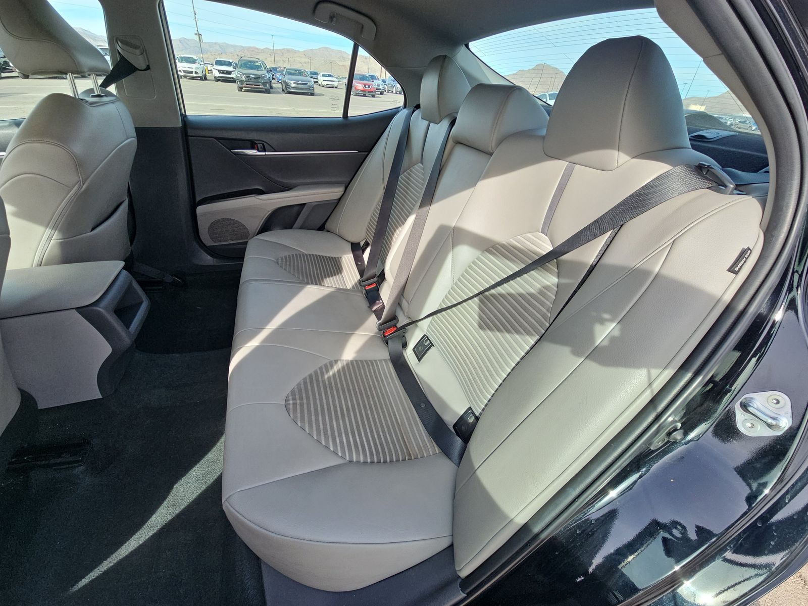 2022 Toyota Camry SE FWD