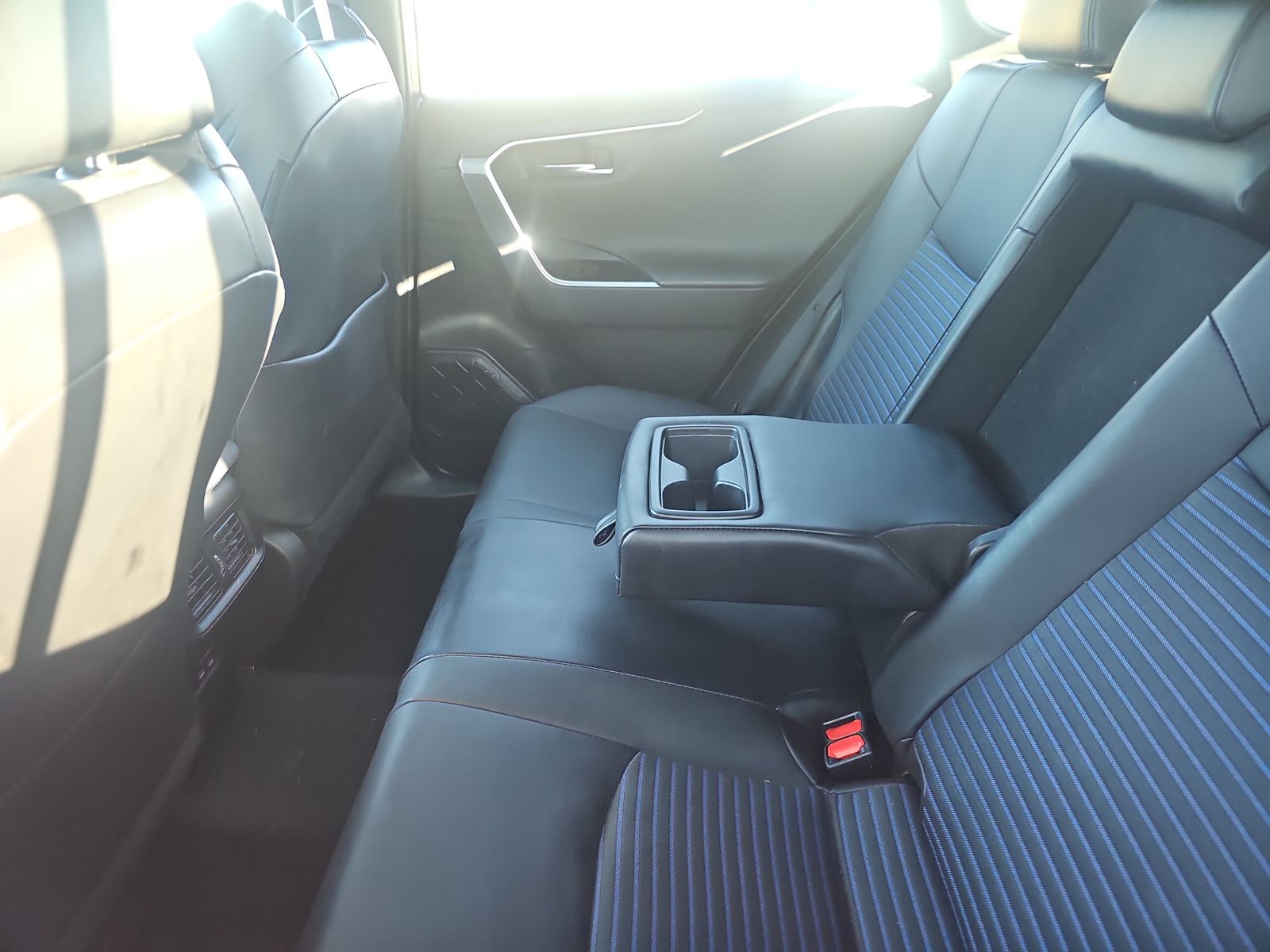 2022 Toyota RAV4 Hybrid XSE AWD