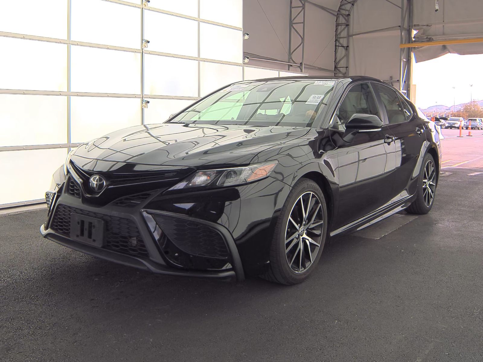 2022 Toyota Camry SE FWD