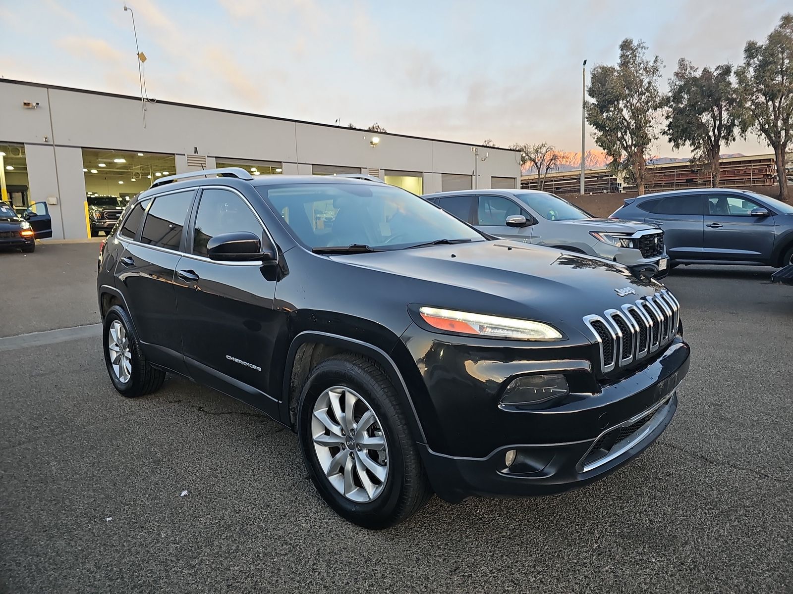 2015 Jeep Cherokee Limited FWD