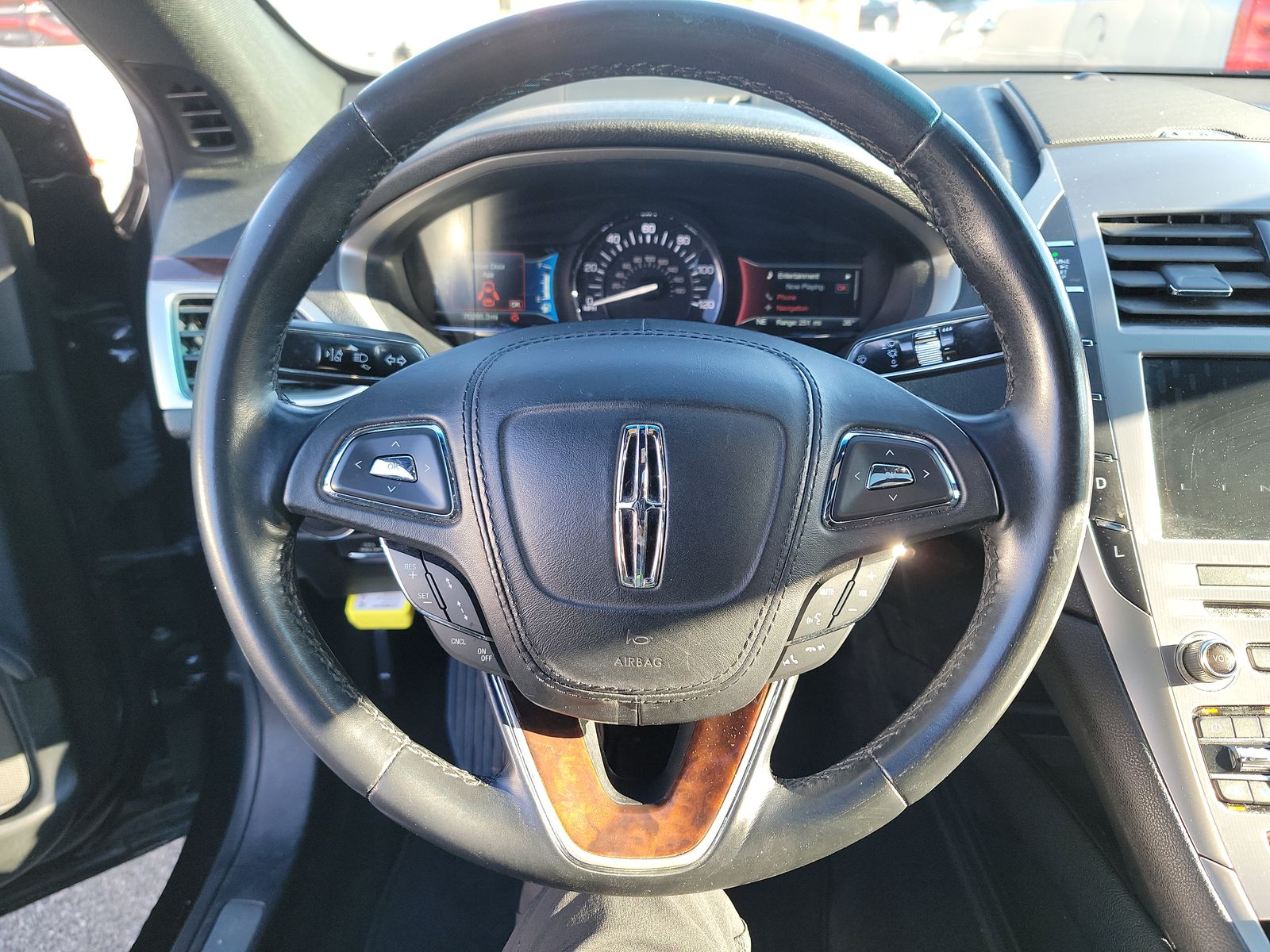 2020 Lincoln MKZ Hybrid Reserve FWD