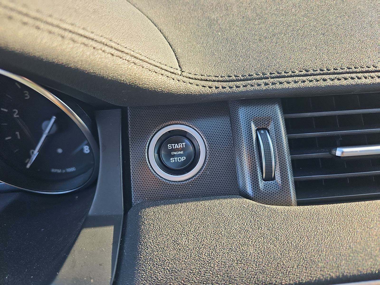 2019 Land Rover Range Rover Evoque SE AWD