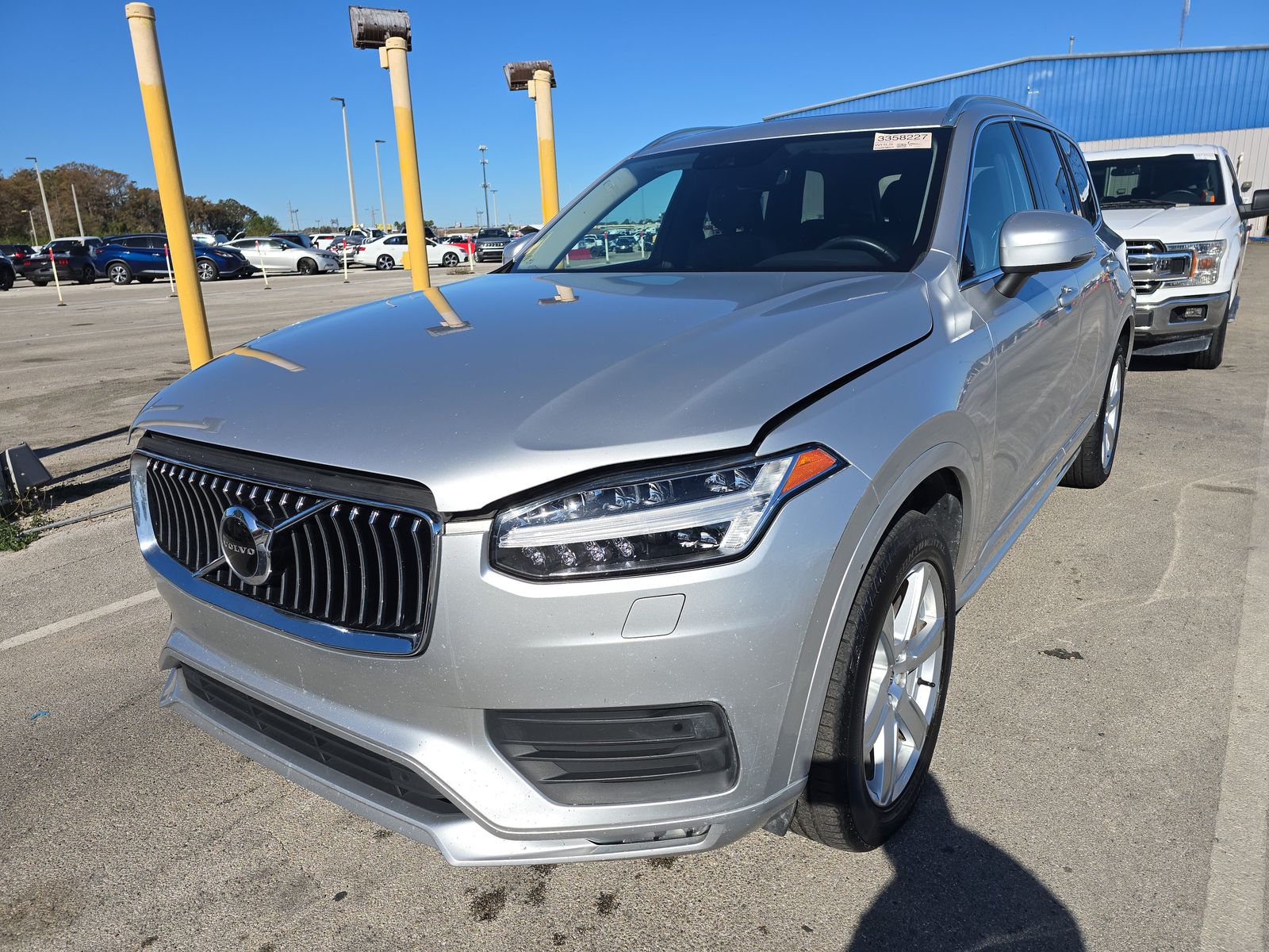 2021 Volvo XC90 T6 Momentum AWD