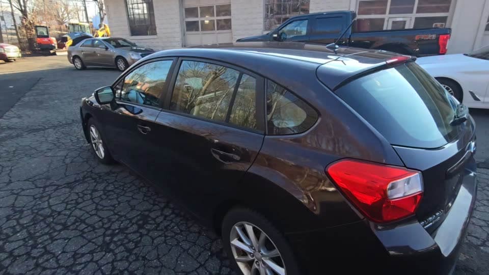 2013 Subaru Impreza 2.0i Premium AWD