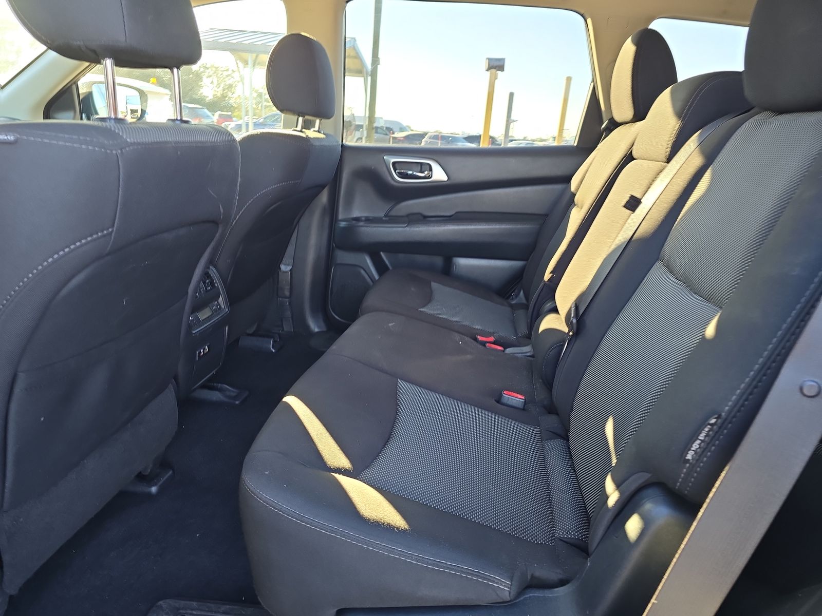 2020 Nissan Pathfinder S FWD