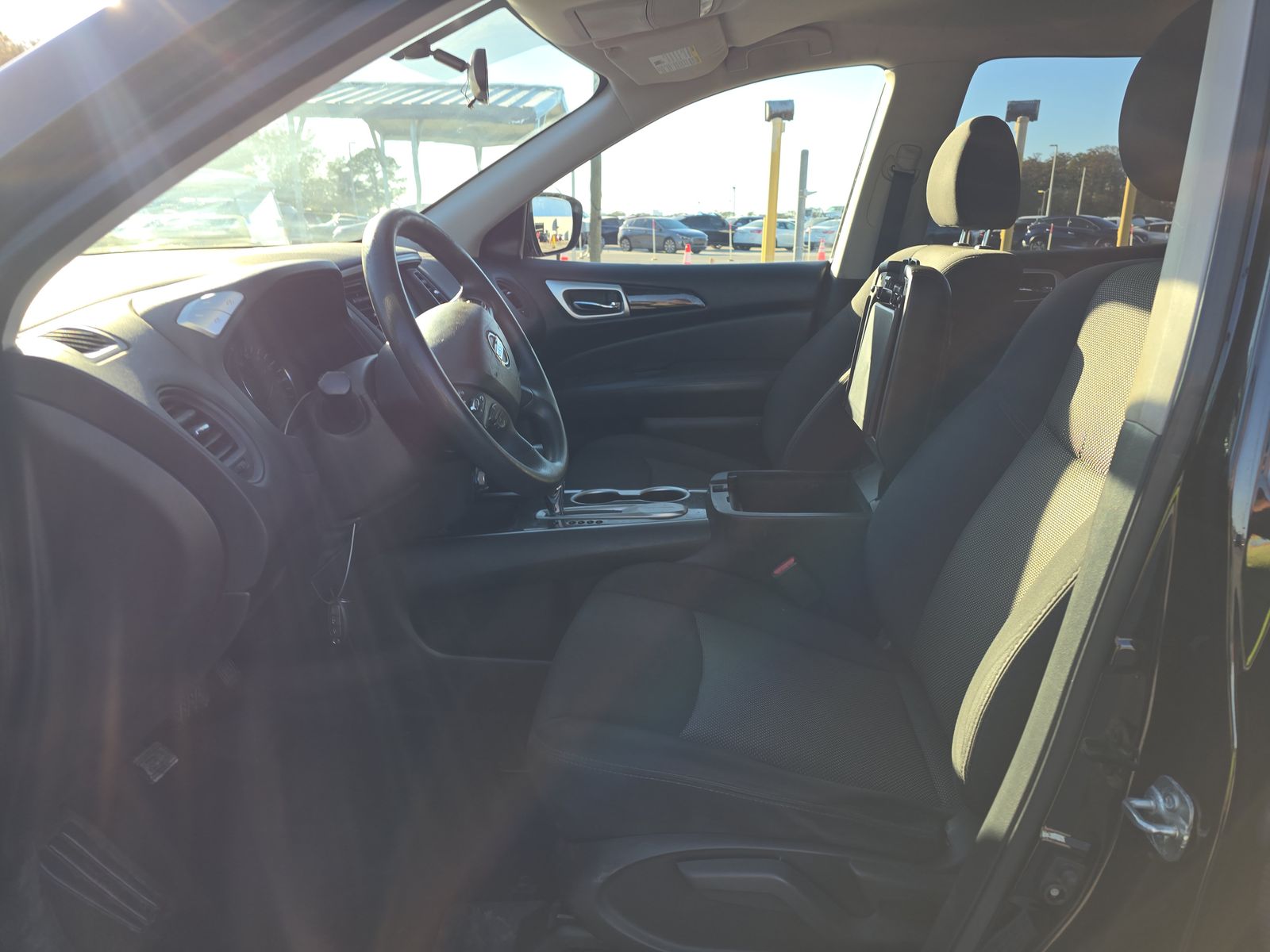 2020 Nissan Pathfinder S FWD