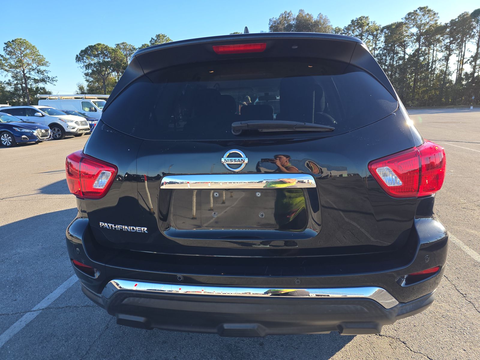 2020 Nissan Pathfinder S FWD