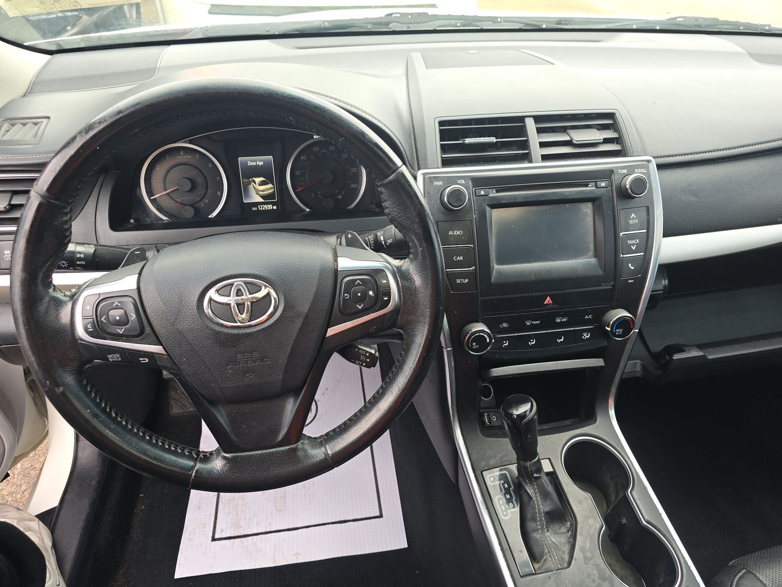 2016 Toyota Camry SE FWD