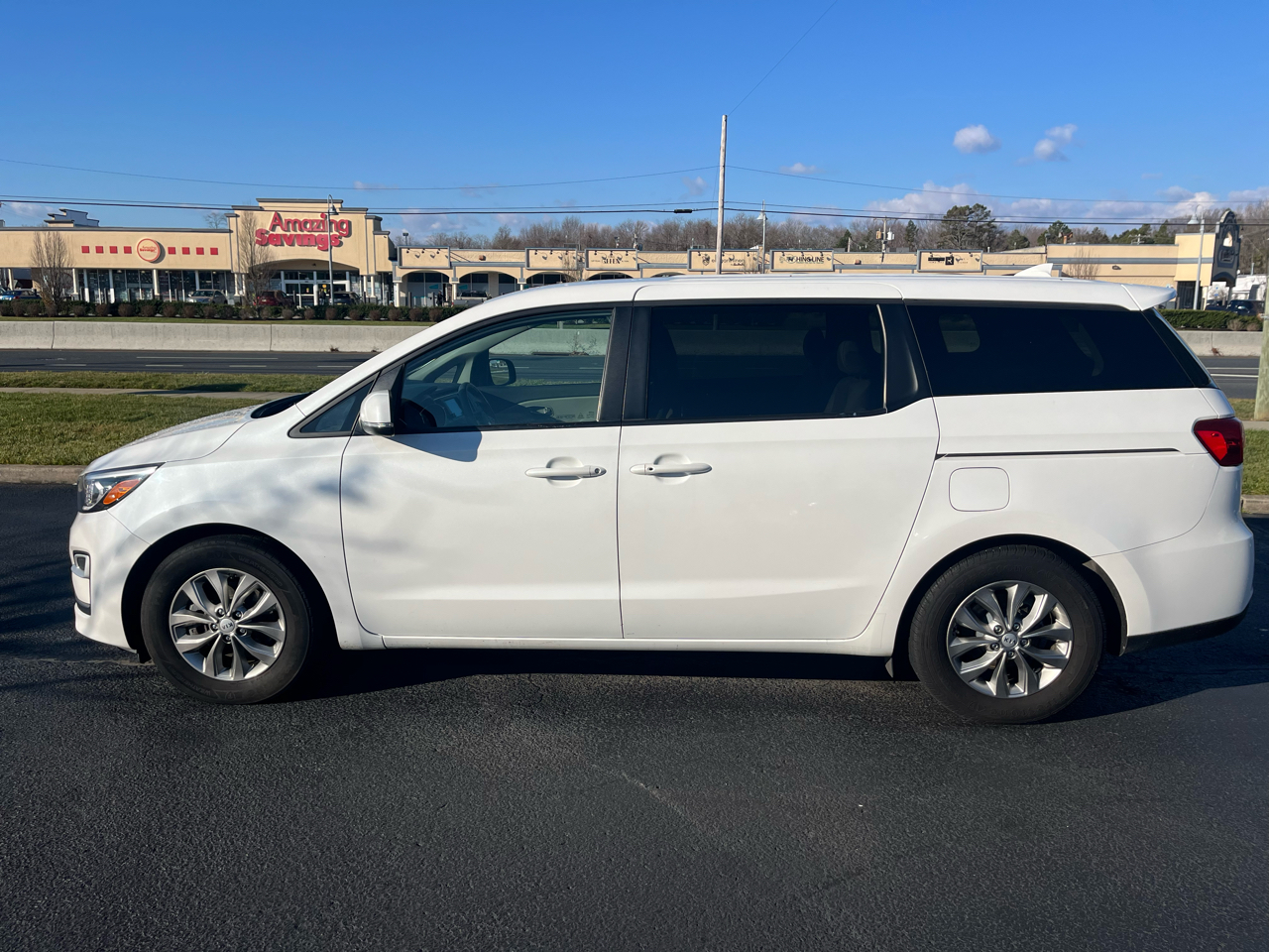 2020 Kia Sedona LX FWD