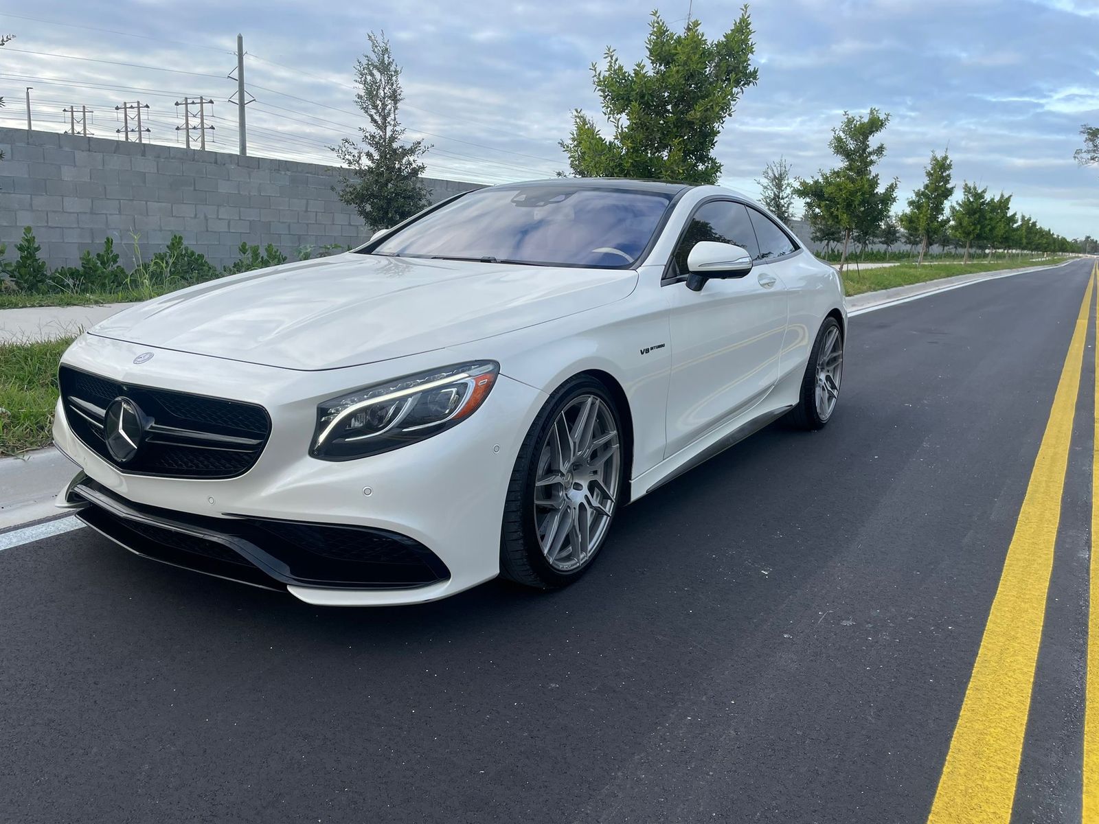 2015 Mercedes-Benz S 63 AMG 4MATIC Coupe