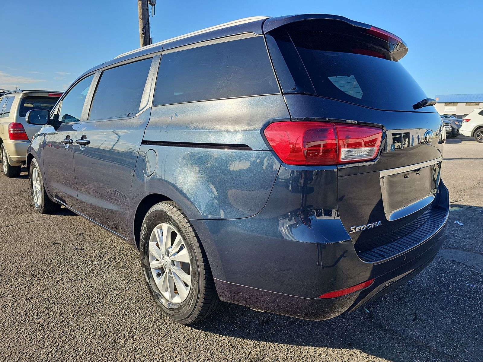 2016 Kia Sedona LX FWD