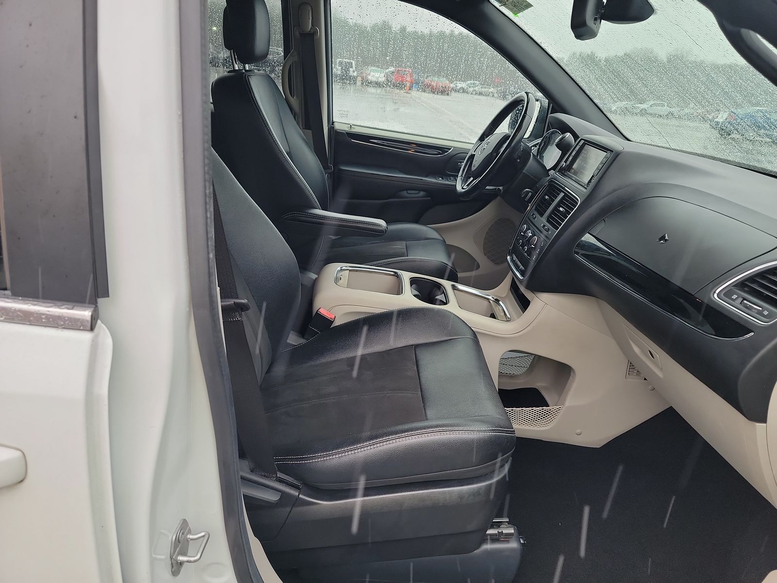 2019 Dodge Grand Caravan SXT FWD