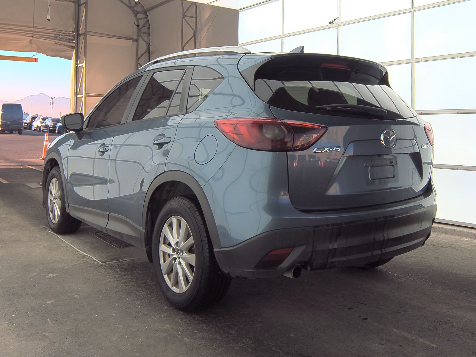 2016 MAZDA CX-5 Touring FWD