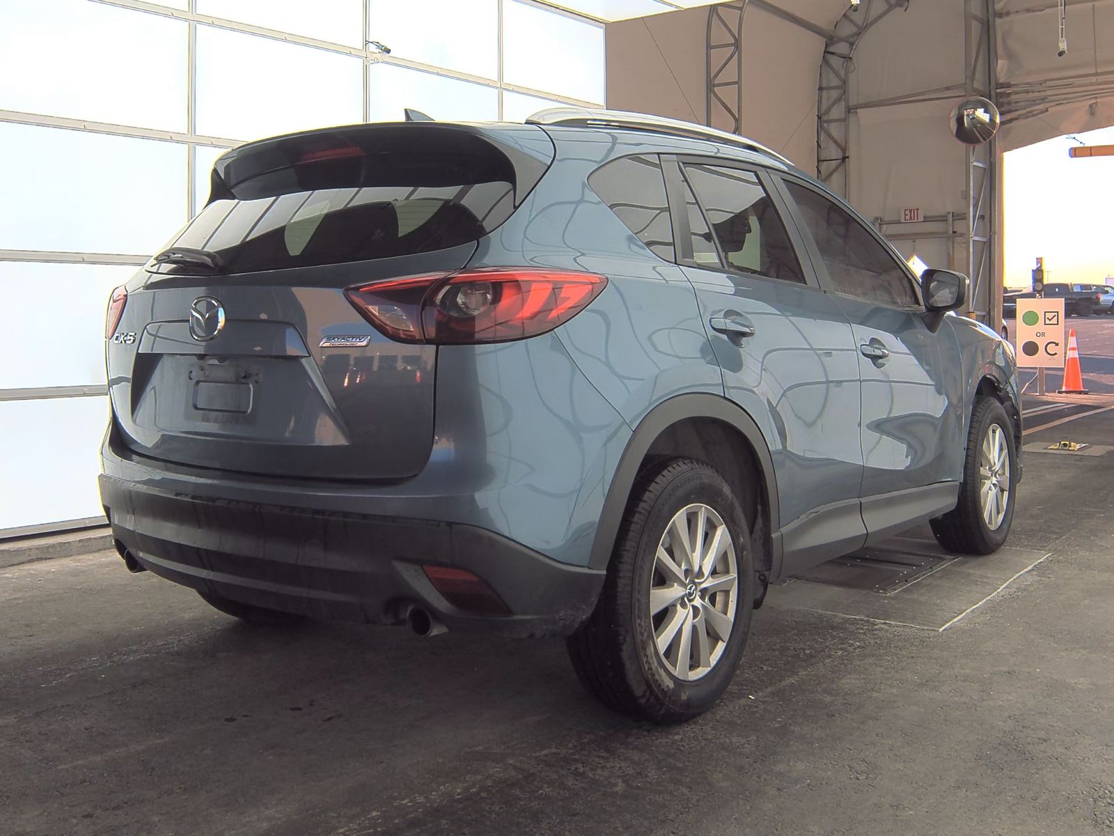 2016 MAZDA CX-5 Touring FWD