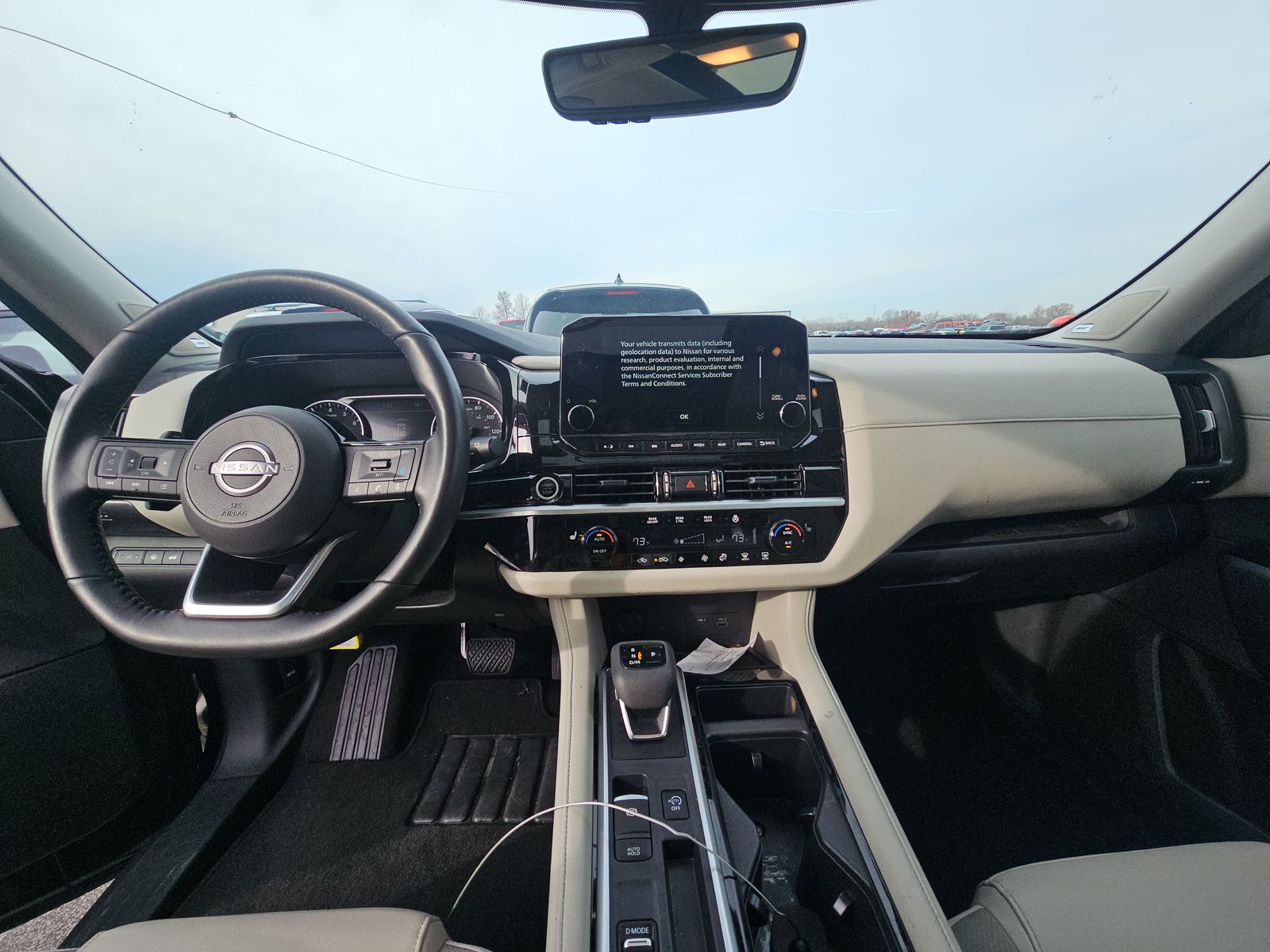 2024 Nissan Pathfinder SL FWD