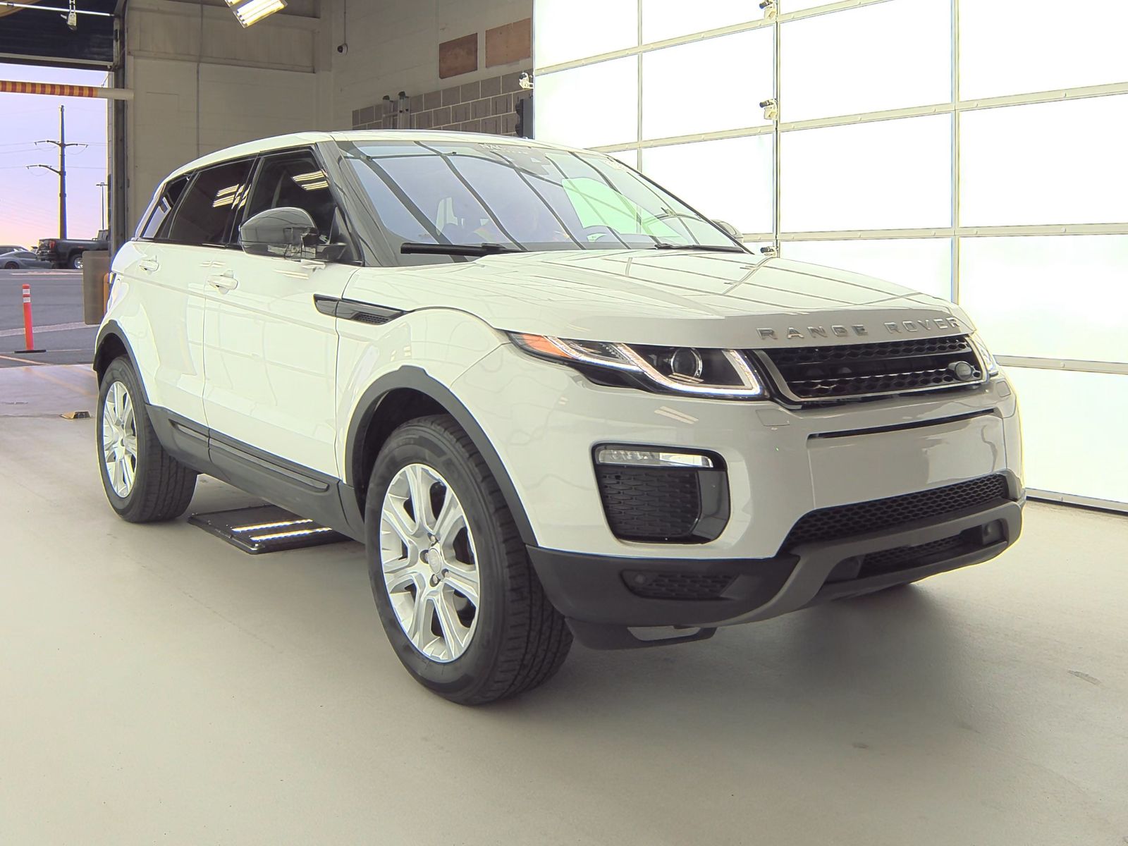 2018 Land Rover Range Rover Evoque SE AWD