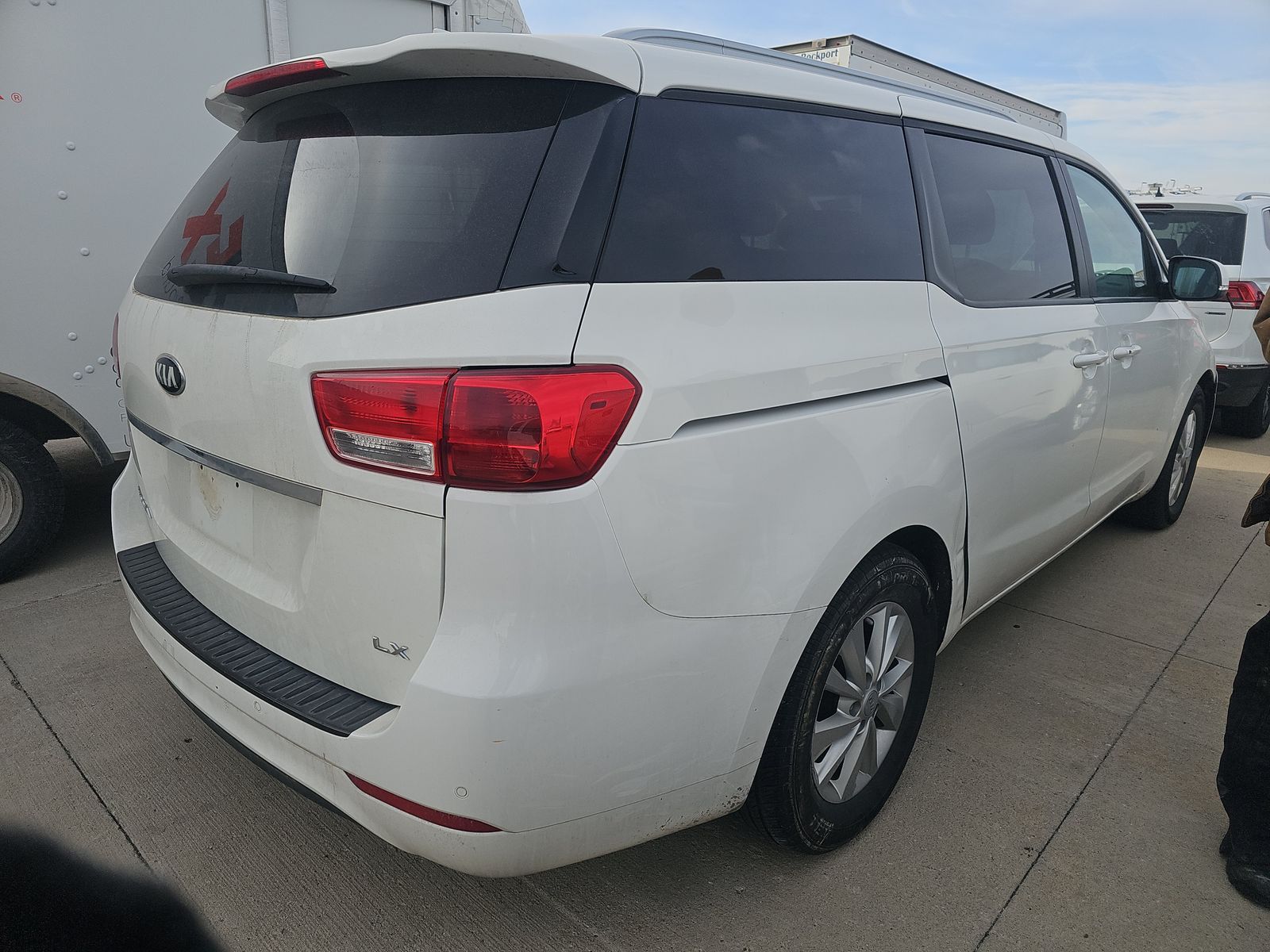 2017 Kia Sedona LX FWD