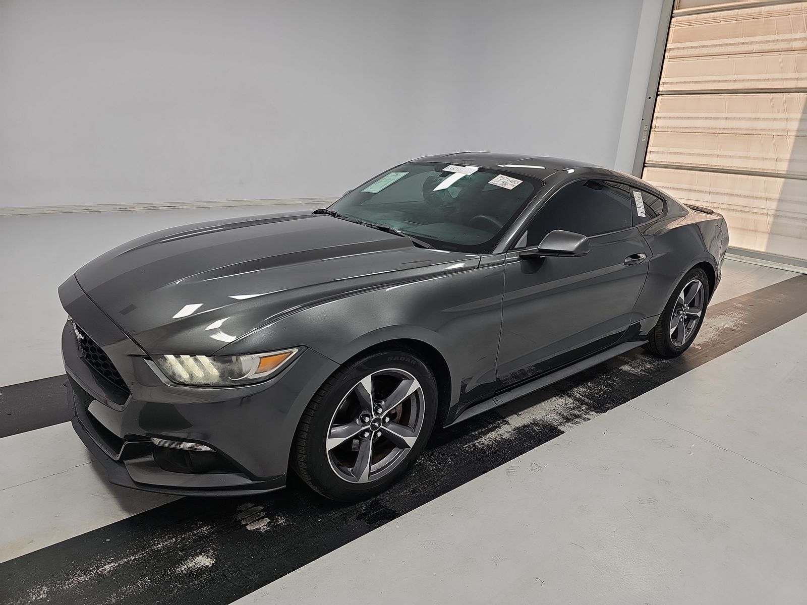 2015 Ford Mustang EcoBoost RWD