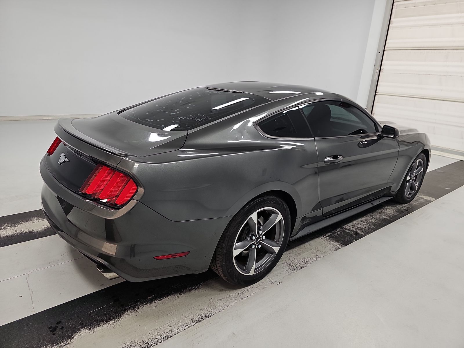 2015 Ford Mustang EcoBoost RWD