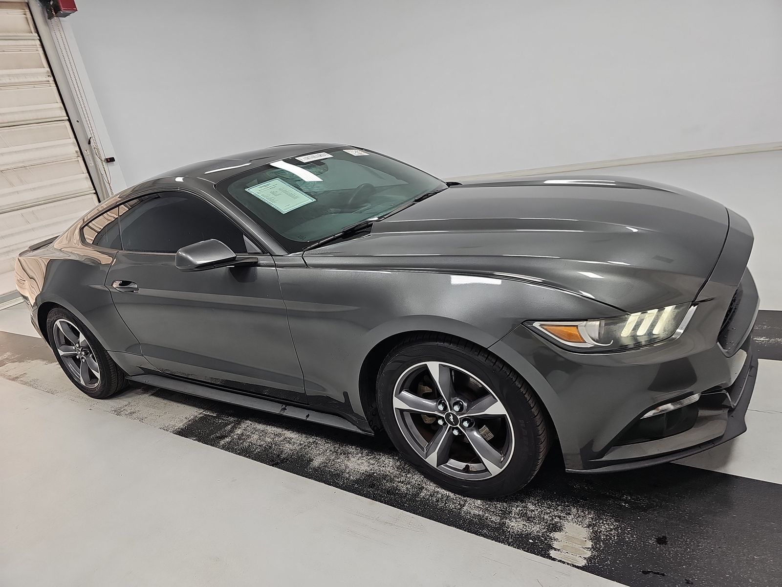 2015 Ford Mustang EcoBoost RWD