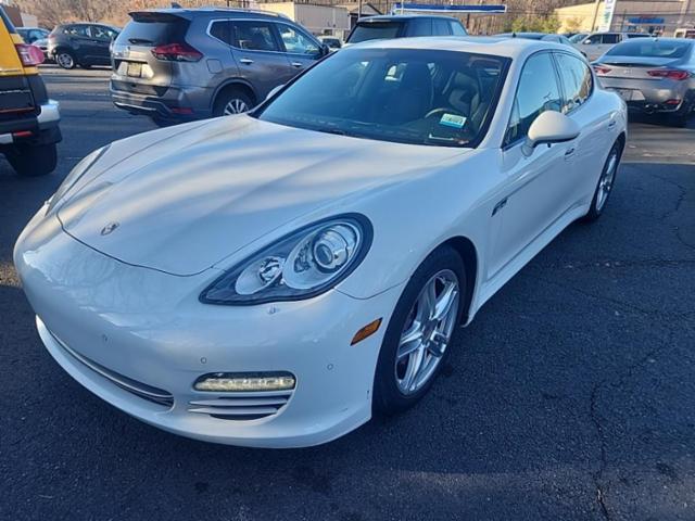 2013 Porsche Panamera 4 Platinum Edition AWD