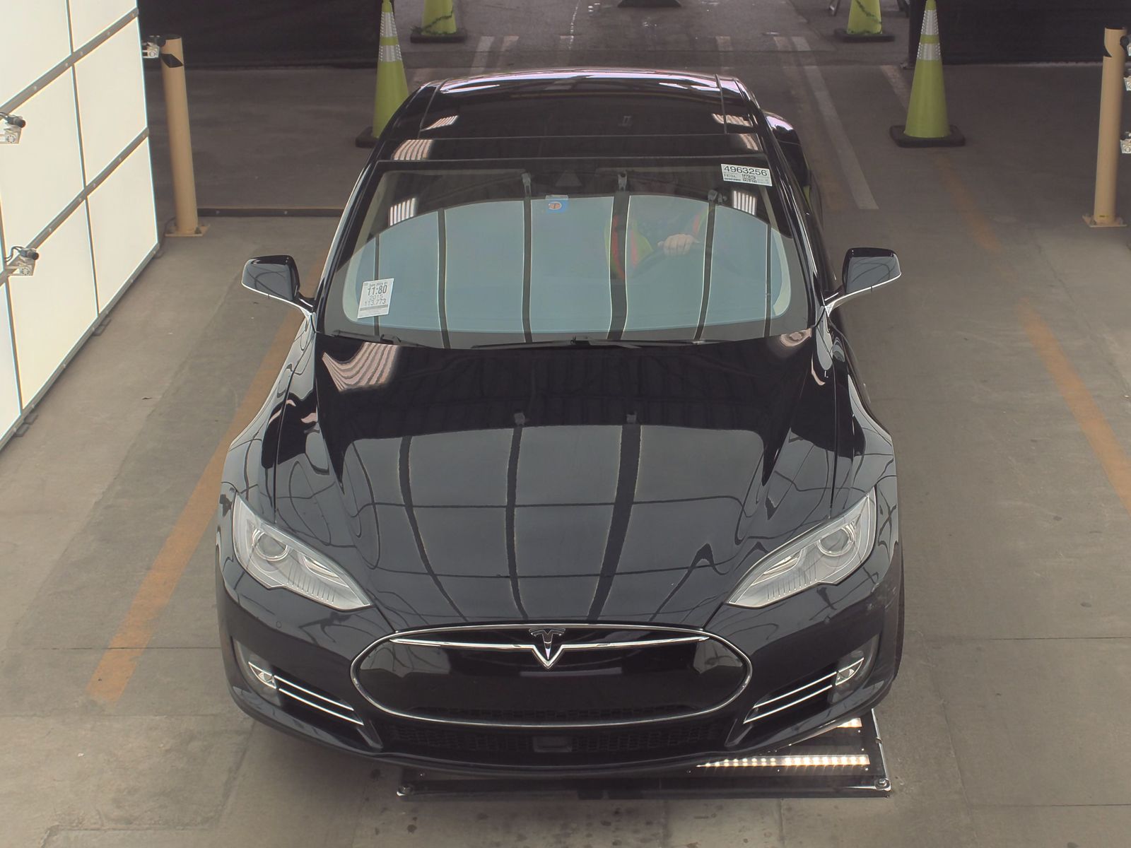 2015 Tesla Model S 85D AWD