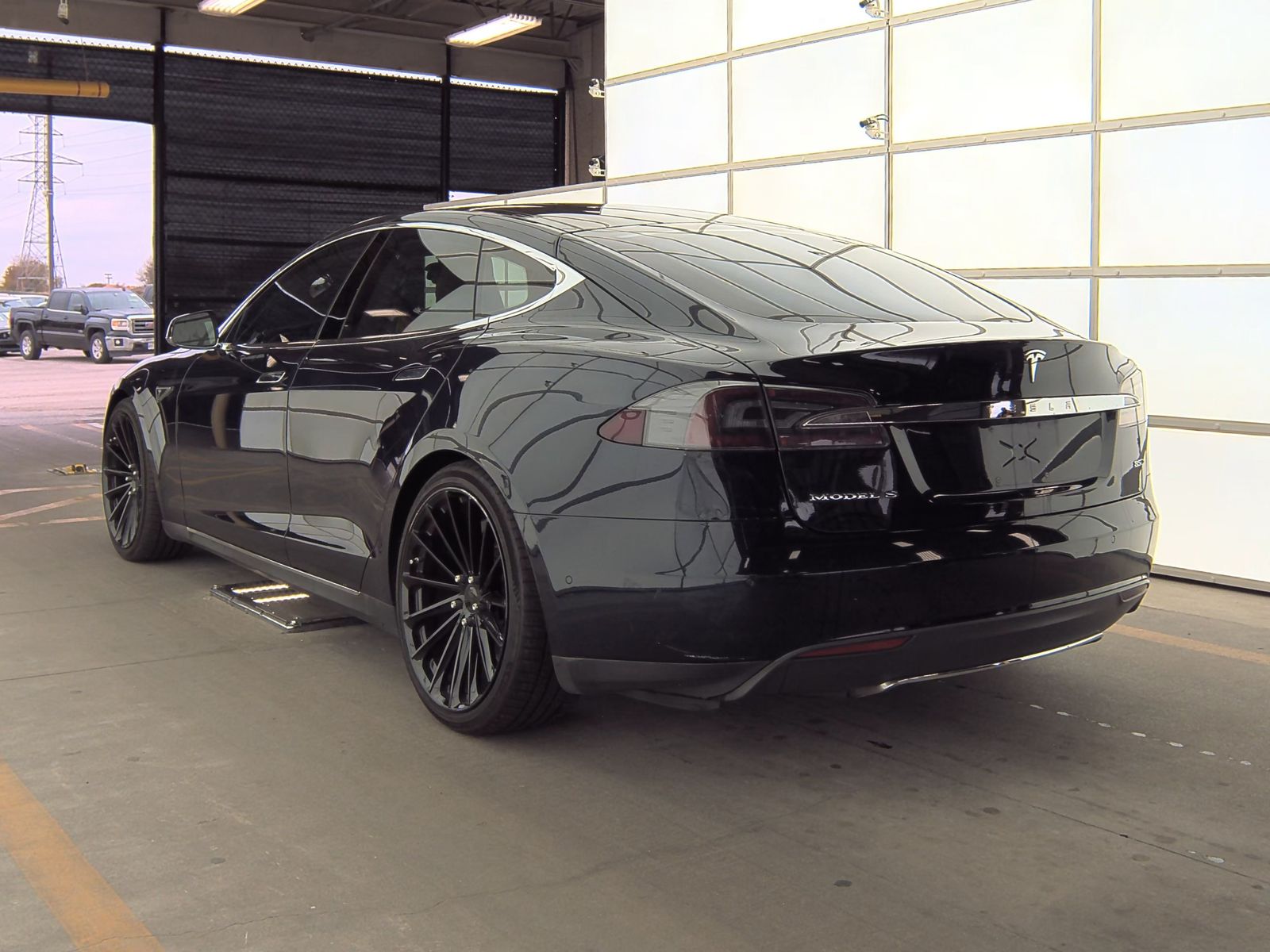 2015 Tesla Model S 85D AWD